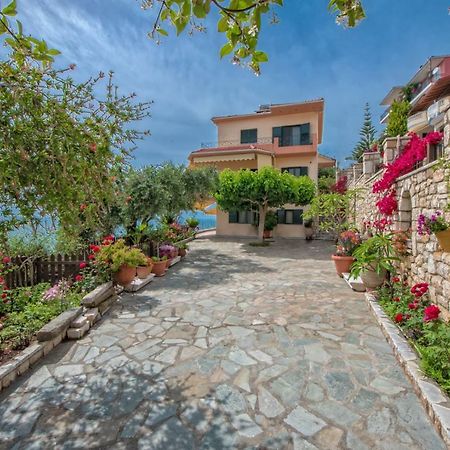 Villa Giovanni Paralia Vrachou Exteriér fotografie
