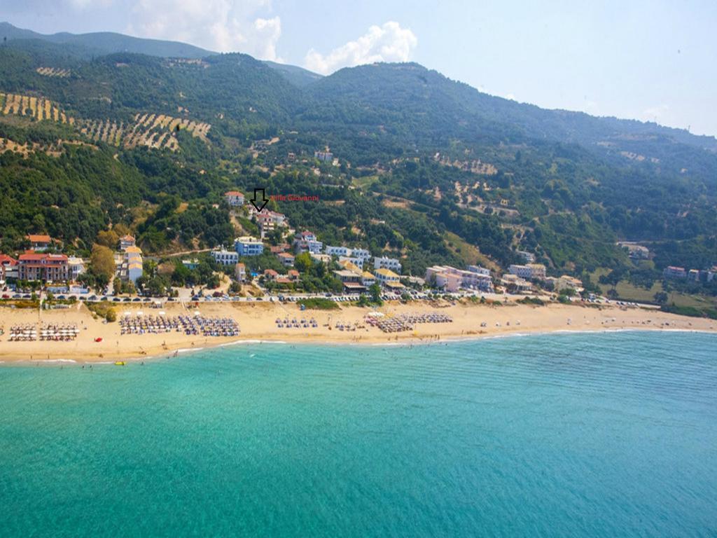 Villa Giovanni Paralia Vrachou Exteriér fotografie