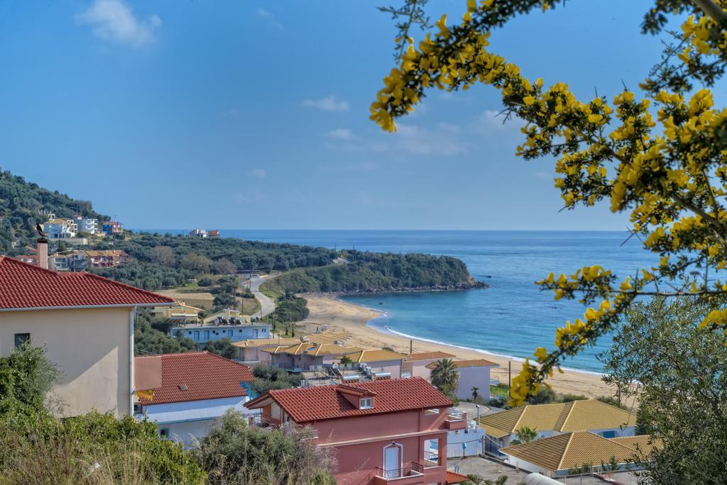 Villa Giovanni Paralia Vrachou Exteriér fotografie