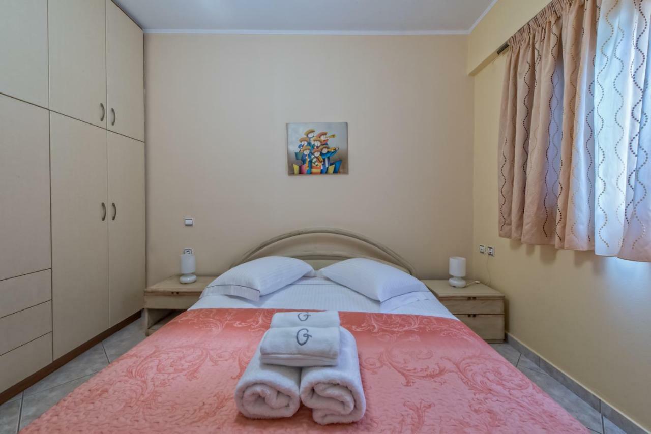 Villa Giovanni Paralia Vrachou Exteriér fotografie